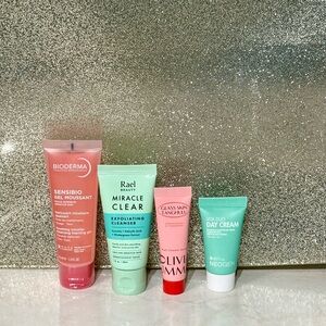 5 for $25 item 🌺 Mini Skincare Set